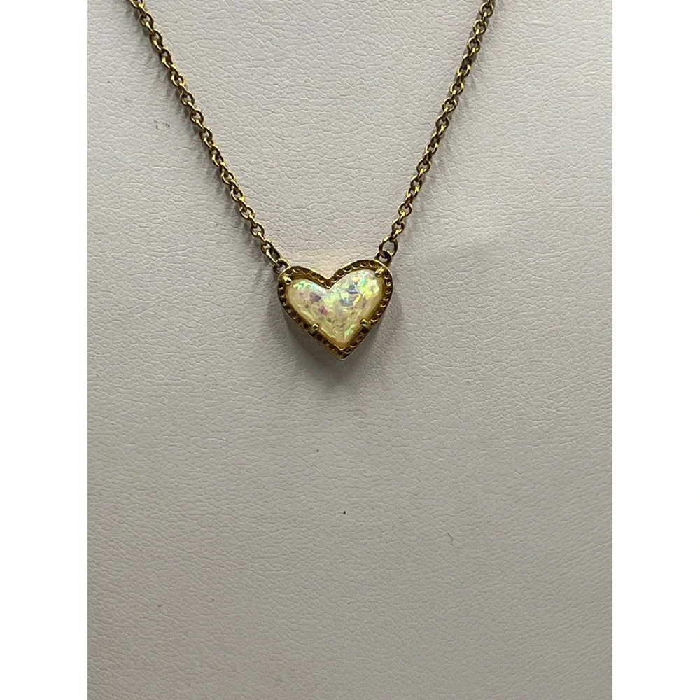 KENDRA‎ SCOTT Ari Heart Necklace Gold Plated Opal Stone